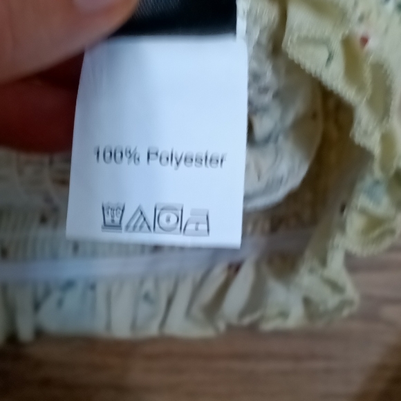 Yellow Skirt and Crop Top set Stretchy Material XSmall - Picture 6 of 6